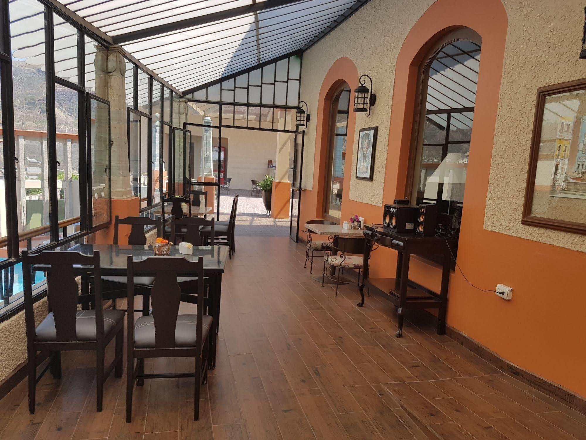 Hotel Paseo De La Presa Γκουαναχουάτο Εξωτερικό φωτογραφία